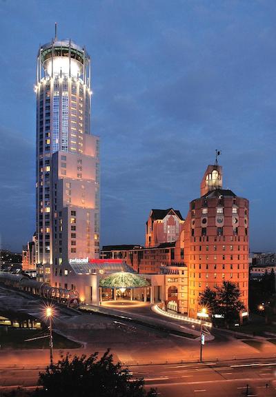 سوئیس اوتل کراسنای هولمی