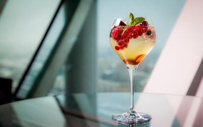 سوئیس اوتل کراسنای هولمی