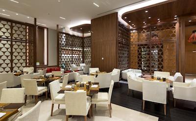 سوئیس اوتل کراسنای هولمی