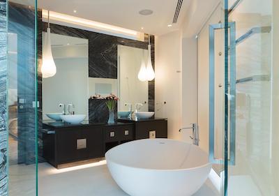 سوئیس اوتل کراسنای هولمی