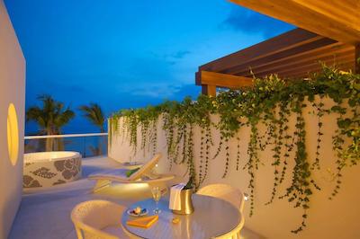 هیلتون پورتو والارتا ریزرت