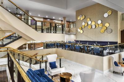 د وستین ترنتو آیرپرت