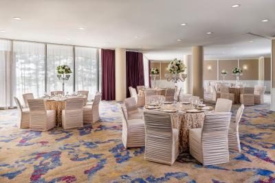 د وستین ترنتو آیرپرت