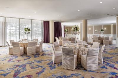 د وستین ترنتو آیرپرت