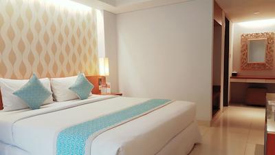 ادهی جا سانست هتل