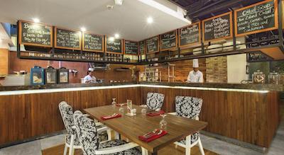 ادهی جا سانست هتل