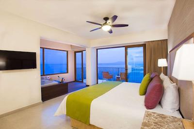 آلمار ریزرت لوکسوری لگبت بیچ فرنت اکسپرینس