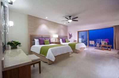 آلمار ریزرت لوکسوری لگبت بیچ فرنت اکسپرینس