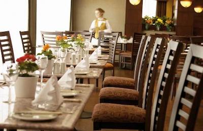 دوبلتری بای هیلتون هتل ترنتو آیرپرت وست