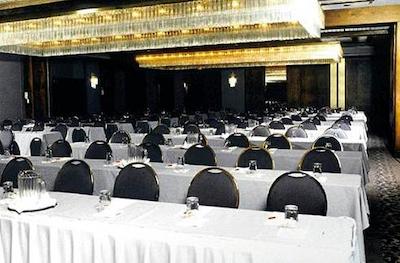 دوبلتری بای هیلتون هتل ترنتو آیرپرت وست