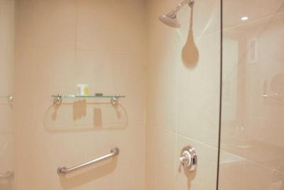 رنیسانس کاراکاز لا کاستلانا هتل