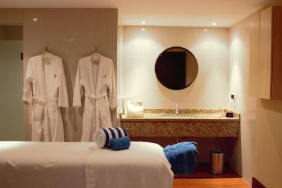 رنیسانس کاراکاز لا کاستلانا هتل