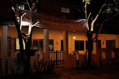 کاسا بلانکا گوست هوس