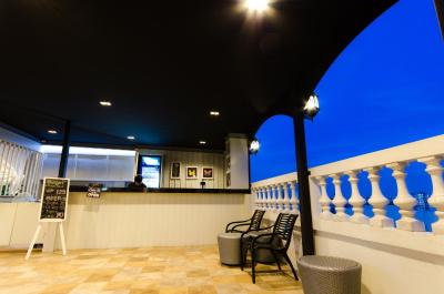 خاوسان پالاس