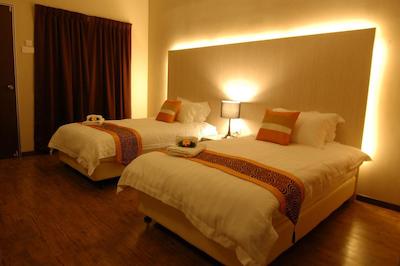 کاسا فینا فین همز