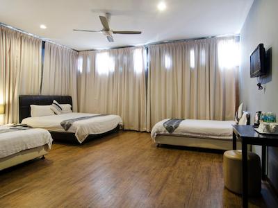 کاسا فینا فین همز