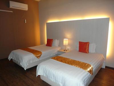 کاسا فینا فین همز