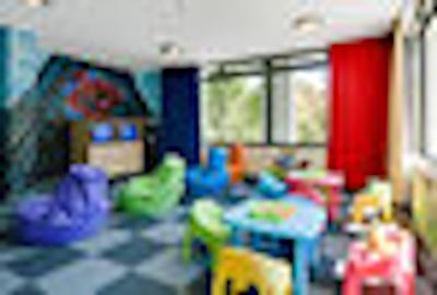 پرتیا هتل کاپ تون واترفرنت بریکواتر لج