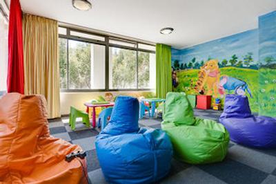 پرتیا هتل کاپ تون واترفرنت بریکواتر لج