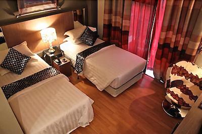 ارناا دلوکس