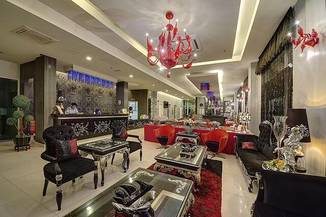 ارناا دلوکس