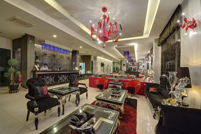 ارناا دلوکس