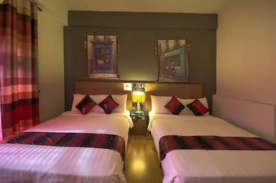 ارناا دلوکس