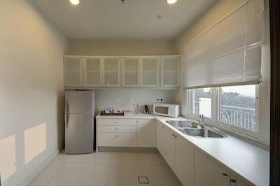 ارناا دلوکس