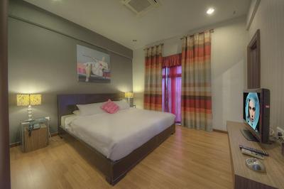 ارناا دلوکس