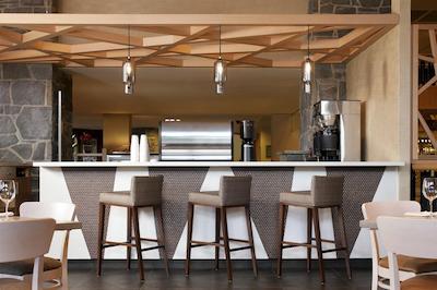 د وستین ریزرت اند اسپا