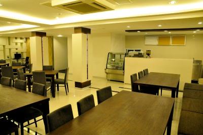 د مونیت بوتیک هتل