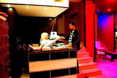 هتل لندن بلو