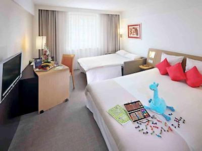 نوتل پراها ونسسلاز اسکوار