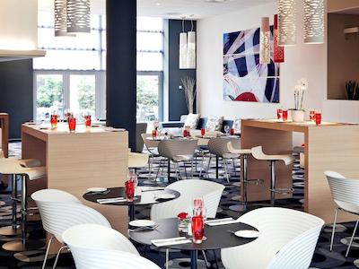 نوتل پراها ونسسلاز اسکوار