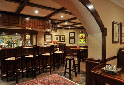 فیرسیتی کواترمین هتل