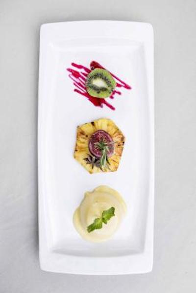 فیرسیتی کواترمین هتل