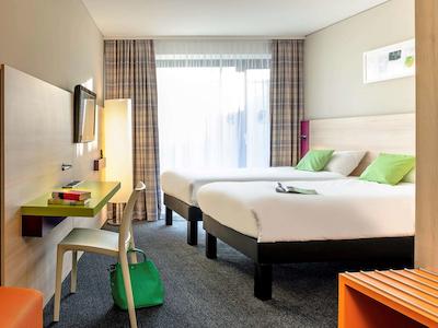 ایبیز استیلز االن