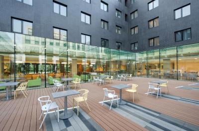 هالیدی این اکسپرس بیجینگ ایرپورت زون