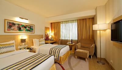 کانتری این اند سوئیتز بای رادیسون دهلی سکت