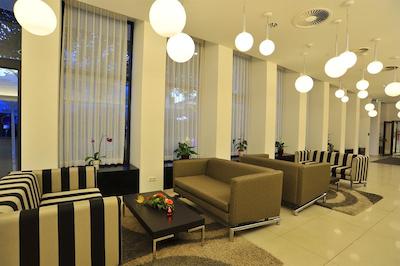 گولدن تولیپ کاسل هتل ریز