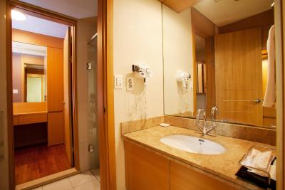 برون سویتز اسئوول