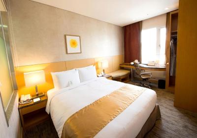 استانفرد هتل اسئوول