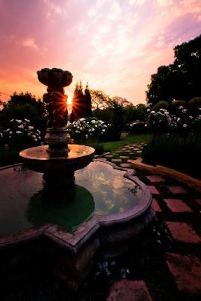 لیتل توسانی بوتیک هتل