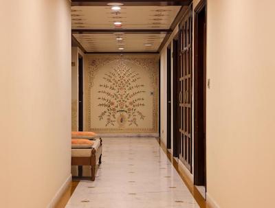 لکسمی پالاس