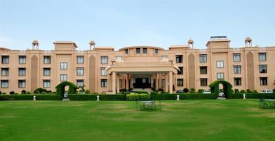 د گلد پالاس اند ریزورت