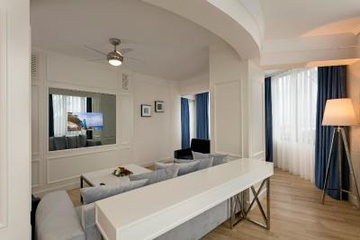 لیماک آتلانتیس دلوکس هتل اند ریزورت