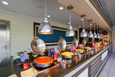 لیماک آتلانتیس دلوکس هتل اند ریزورت