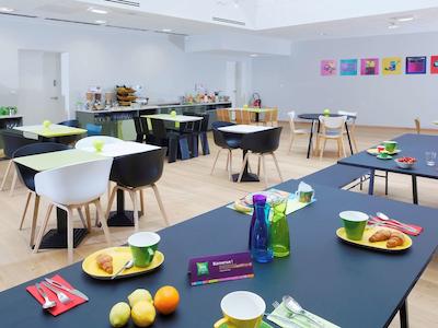 ایبیز استیلز کالیز سنتر