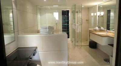 کراون پلازا بیجینگ وانگ فوجینگ