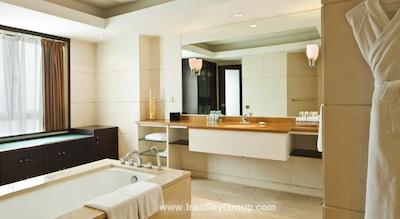 کراون پلازا بیجینگ وانگ فوجینگ